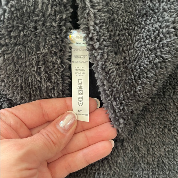 Kids Sweater - Picture 2 of 2